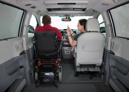 VMiNewEngland Toyota Sienna Northstar wheelchair van driver