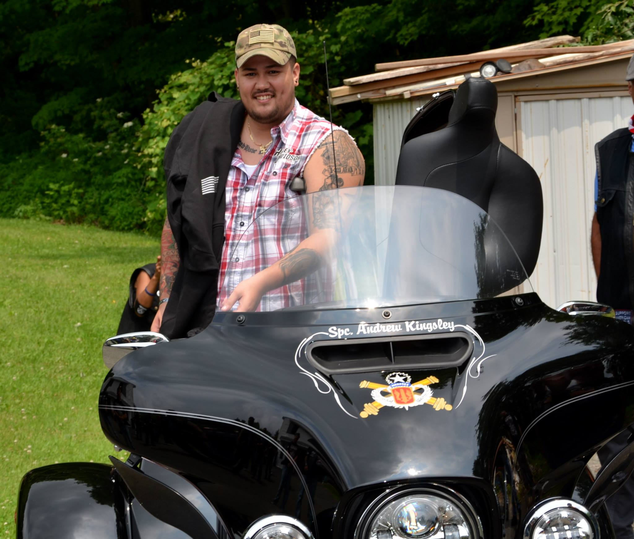 Boston Wounded Vet MC Ride presents Andy Kingsley his New 2014 Modified Trike11